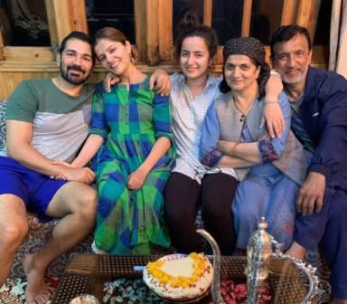 Rubina Dilaik Family Members & Their Relatives